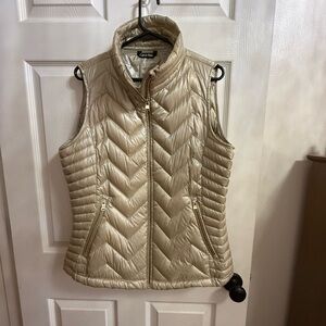 Women's Beige/Gold Quilted Vest